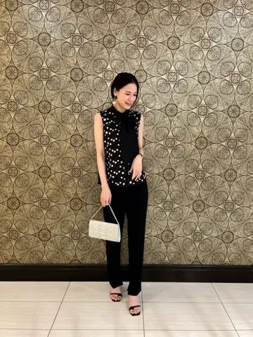 GRACE CONTINENTAL The Banquet 亀田 未希 コーディネート画像