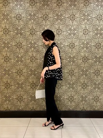 GRACE CONTINENTAL The Banquet 亀田 未希 コーディネート画像