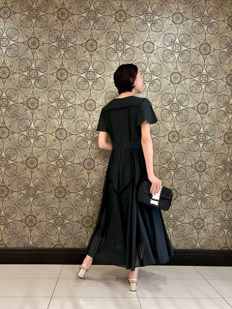 GRACE CONTINENTAL The Banquet 亀田 未希 コーディネート画像