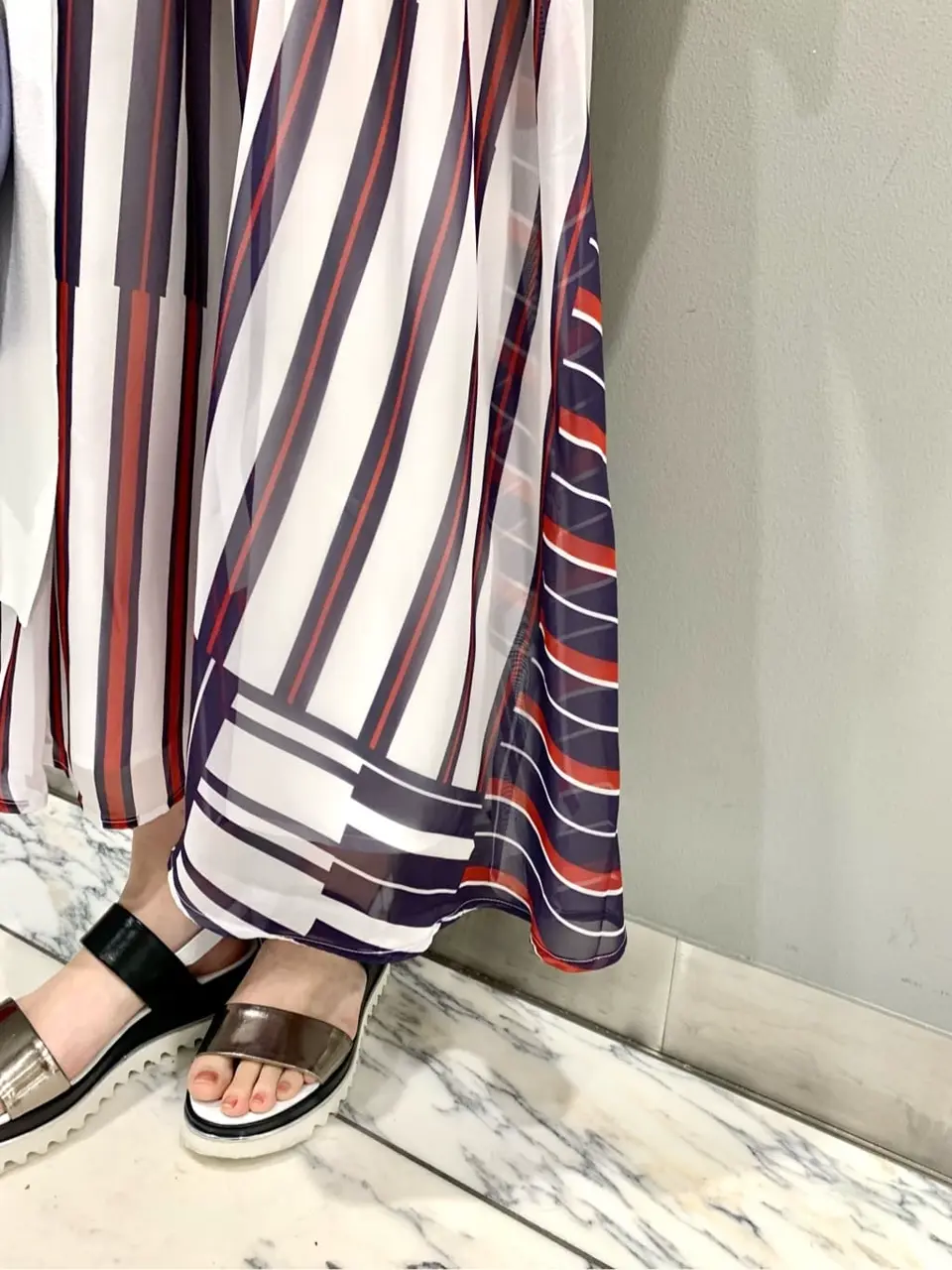 GRACE CONTINENTAL The Banquet eri コーディネート画像