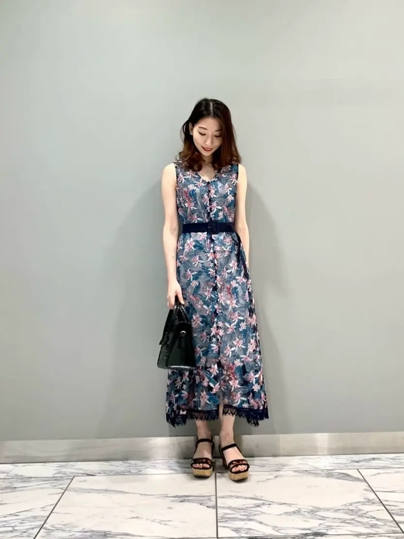 GRACE CONTINENTAL The Banquet eri コーディネート画像