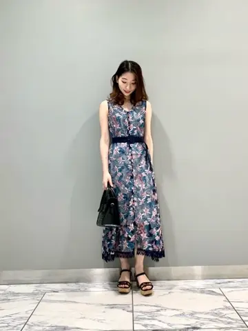 GRACE CONTINENTAL The Banquet eri コーディネート画像