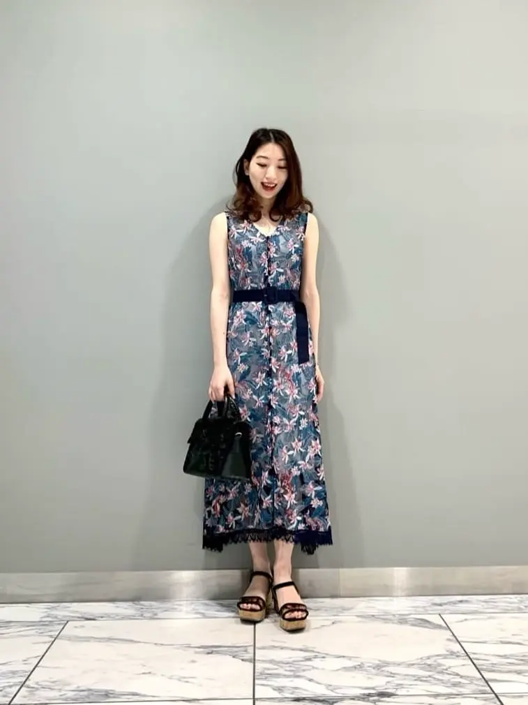 GRACE CONTINENTAL The Banquet eri コーディネート画像