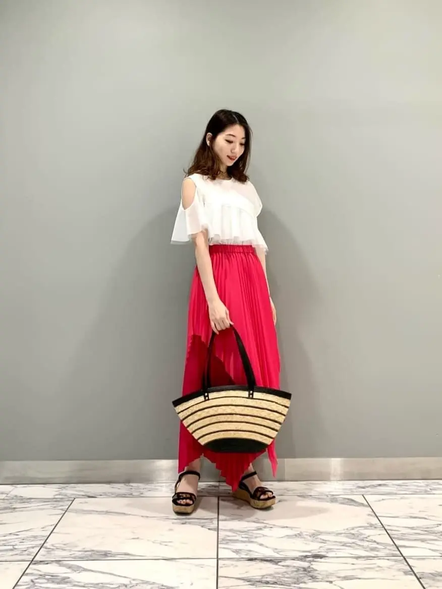 GRACE CONTINENTAL The Banquet eri コーディネート画像