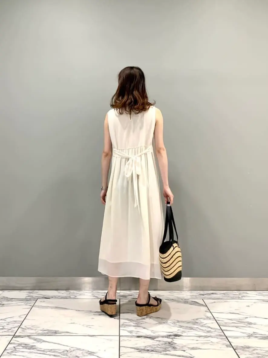 GRACE CONTINENTAL The Banquet eri コーディネート画像