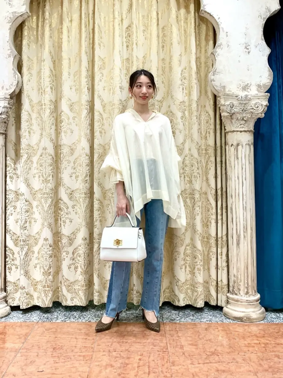 GRACE CONTINENTAL The Banquet eri コーディネート画像