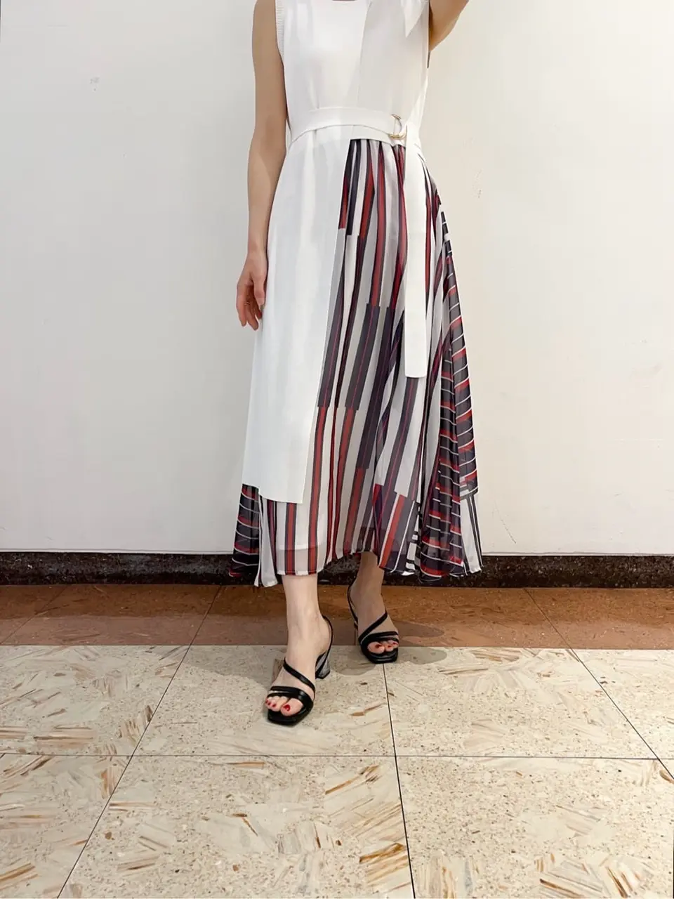 GRACE CONTINENTAL The Banquet yuri コーディネート画像