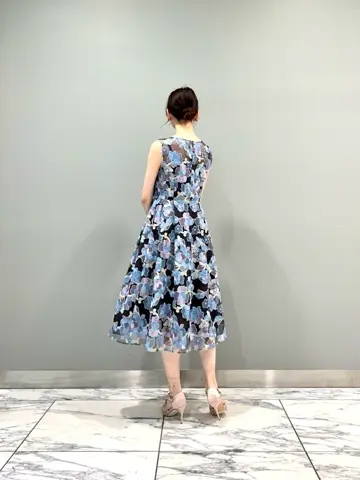 GRACE CONTINENTAL The Banquet eri コーディネート画像