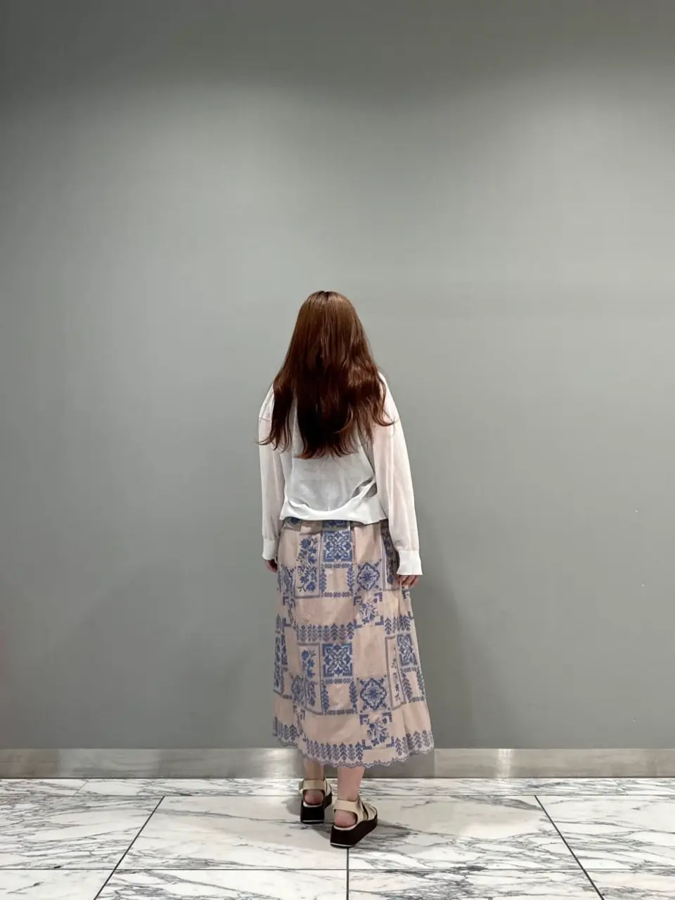 GRACE CONTINENTAL The Banquet 中根　里帆 コーディネート画像