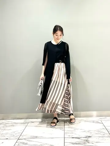 GRACE CONTINENTAL The Banquet eri コーディネート画像