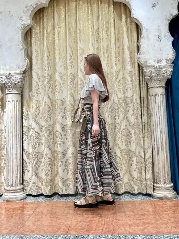 GRACE CONTINENTAL The Banquet 中根　里帆 コーディネート画像