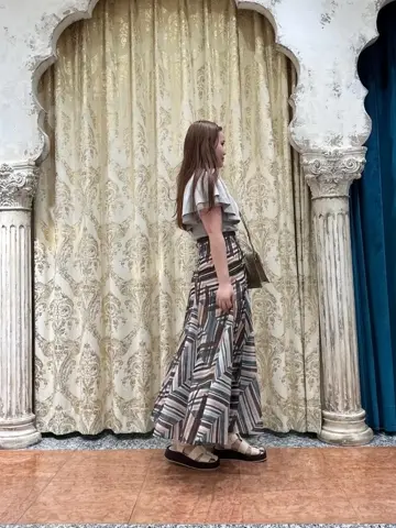 GRACE CONTINENTAL The Banquet 中根　里帆 コーディネート画像