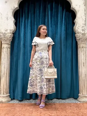 GRACE CONTINENTAL The Banquet 中根　里帆 コーディネート画像