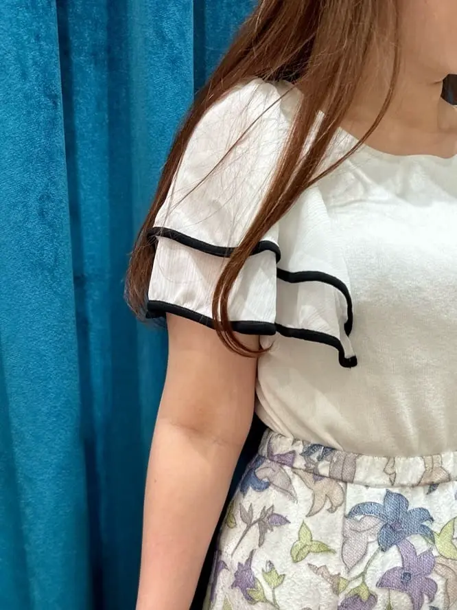 GRACE CONTINENTAL The Banquet 中根　里帆 コーディネート画像