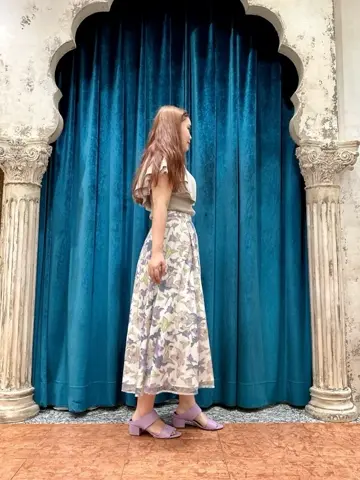 GRACE CONTINENTAL The Banquet 中根　里帆 コーディネート画像