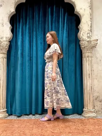 GRACE CONTINENTAL The Banquet 中根　里帆 コーディネート画像