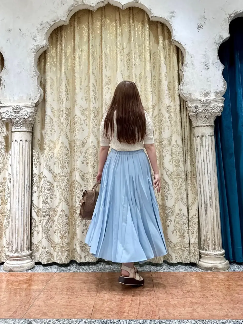 GRACE CONTINENTAL The Banquet 中根　里帆 コーディネート画像