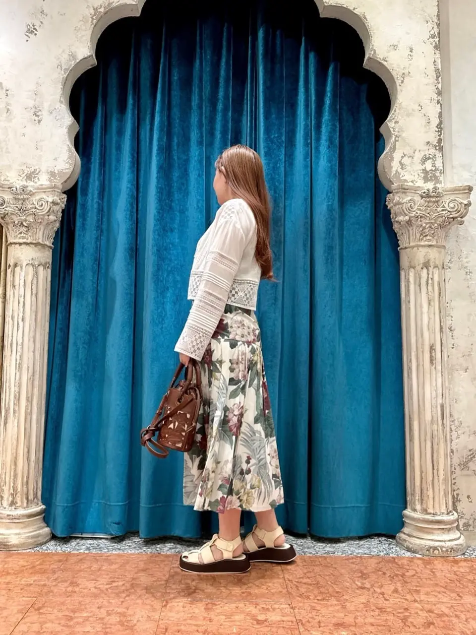 GRACE CONTINENTAL The Banquet 中根　里帆 コーディネート画像