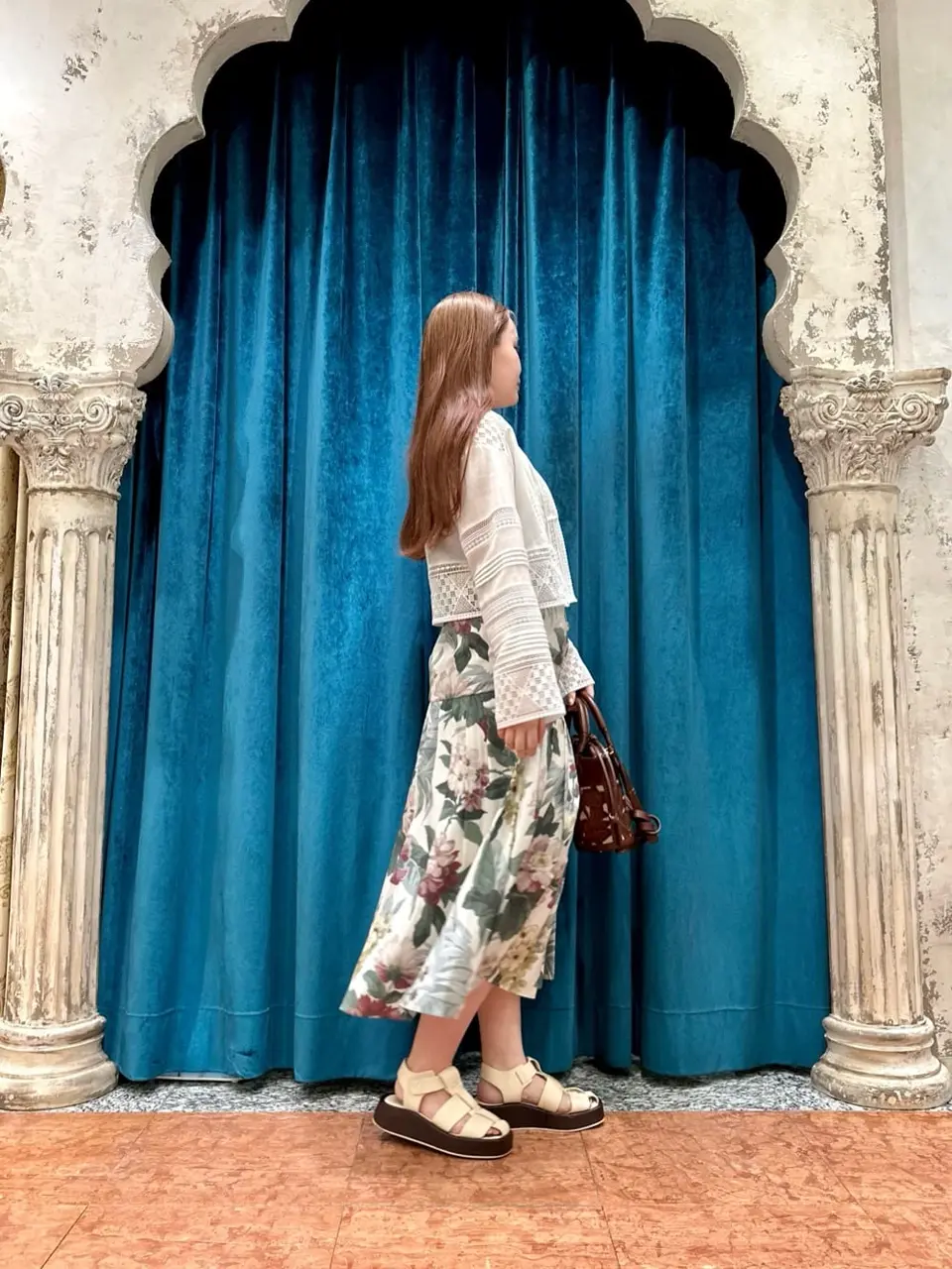 GRACE CONTINENTAL The Banquet 中根　里帆 コーディネート画像