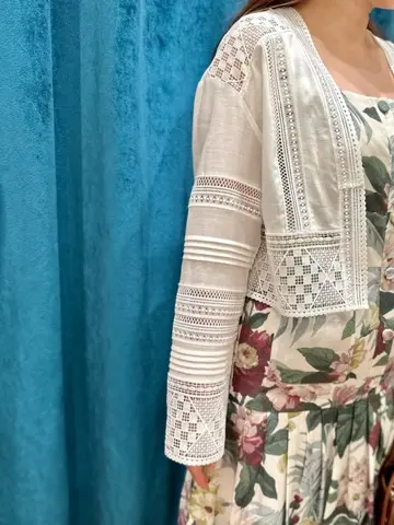 GRACE CONTINENTAL The Banquet 中根　里帆 コーディネート画像