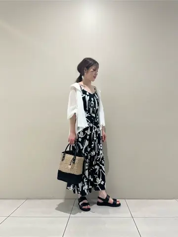 GRACE CONTINENTAL The Banquet 泉　智子 コーディネート画像