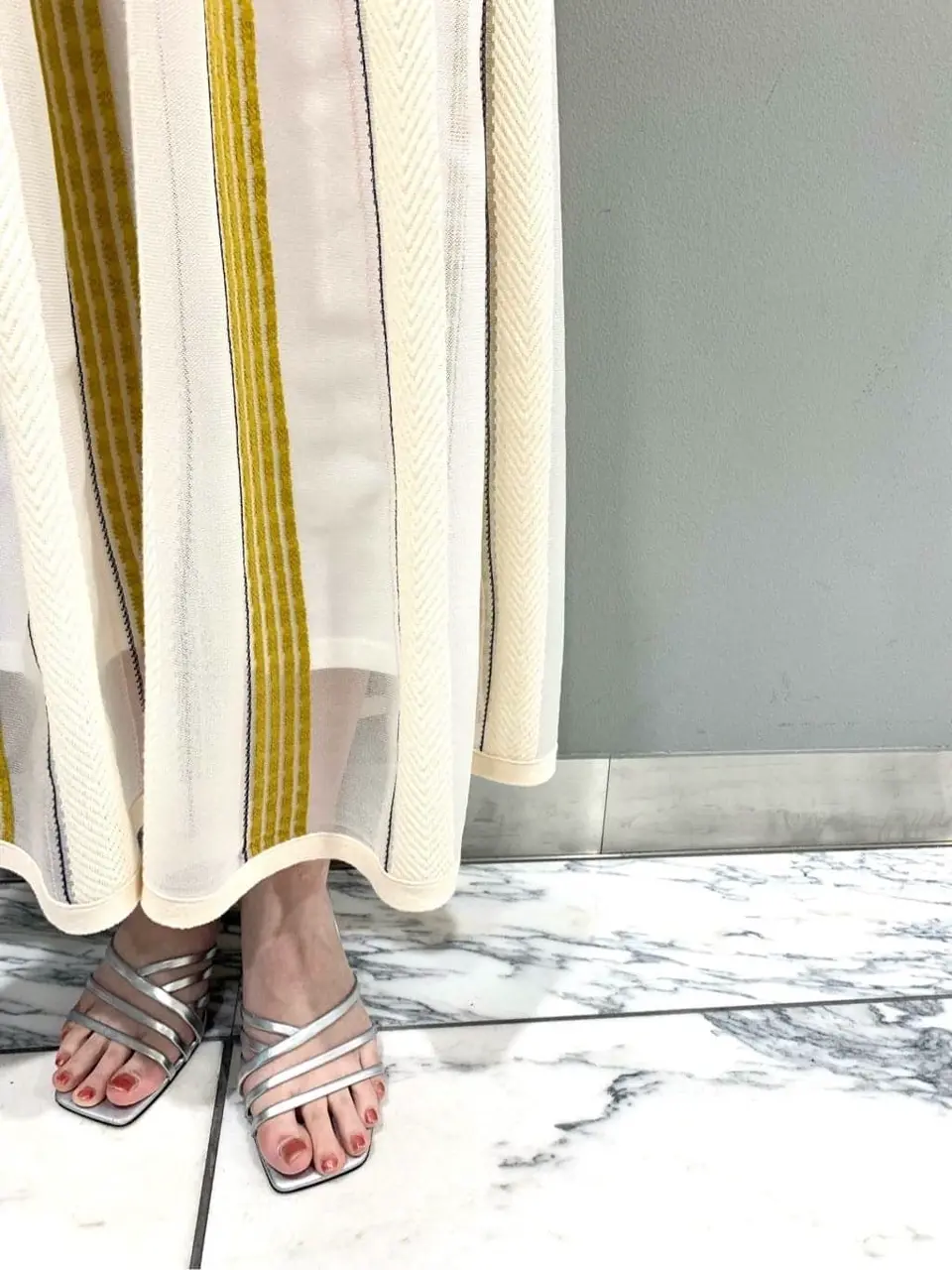 GRACE CONTINENTAL The Banquet eri コーディネート画像