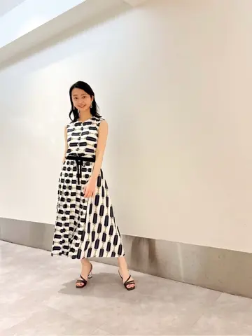 GRACE CONTINENTAL The Banquet yuri コーディネート画像