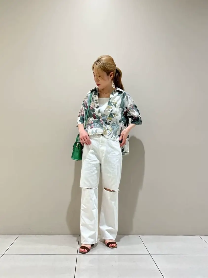 GRACE CONTINENTAL The Banquet 泉　智子 コーディネート画像