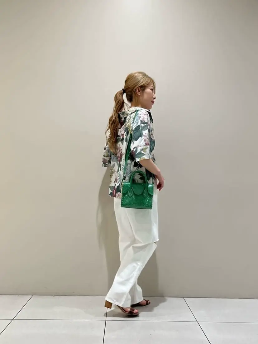 GRACE CONTINENTAL The Banquet 泉　智子 コーディネート画像