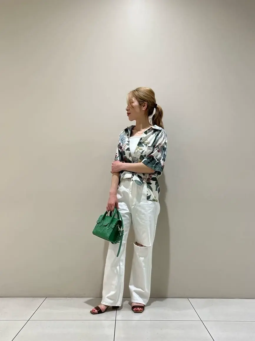 GRACE CONTINENTAL The Banquet 泉　智子 コーディネート画像