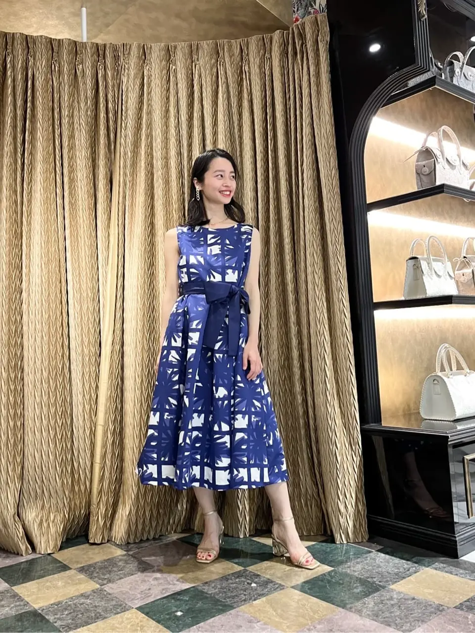 GRACE CONTINENTAL The Banquet yuri コーディネート画像