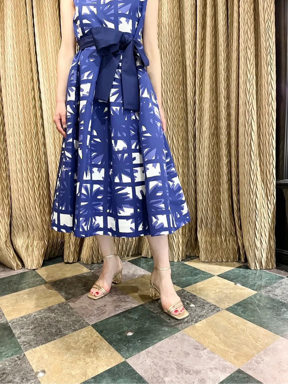 GRACE CONTINENTAL The Banquet yuri コーディネート画像