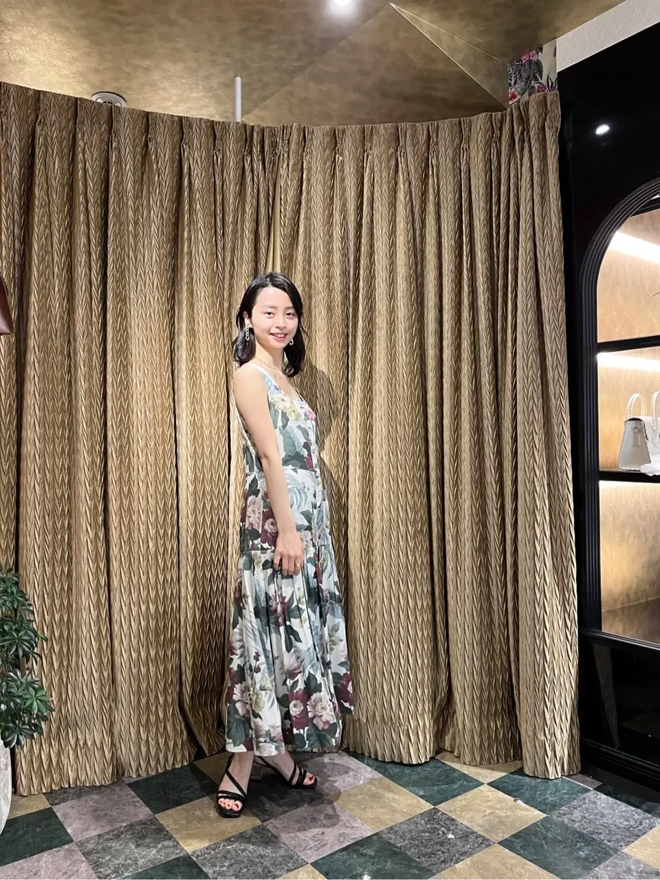 GRACE CONTINENTAL The Banquet yuri コーディネート画像