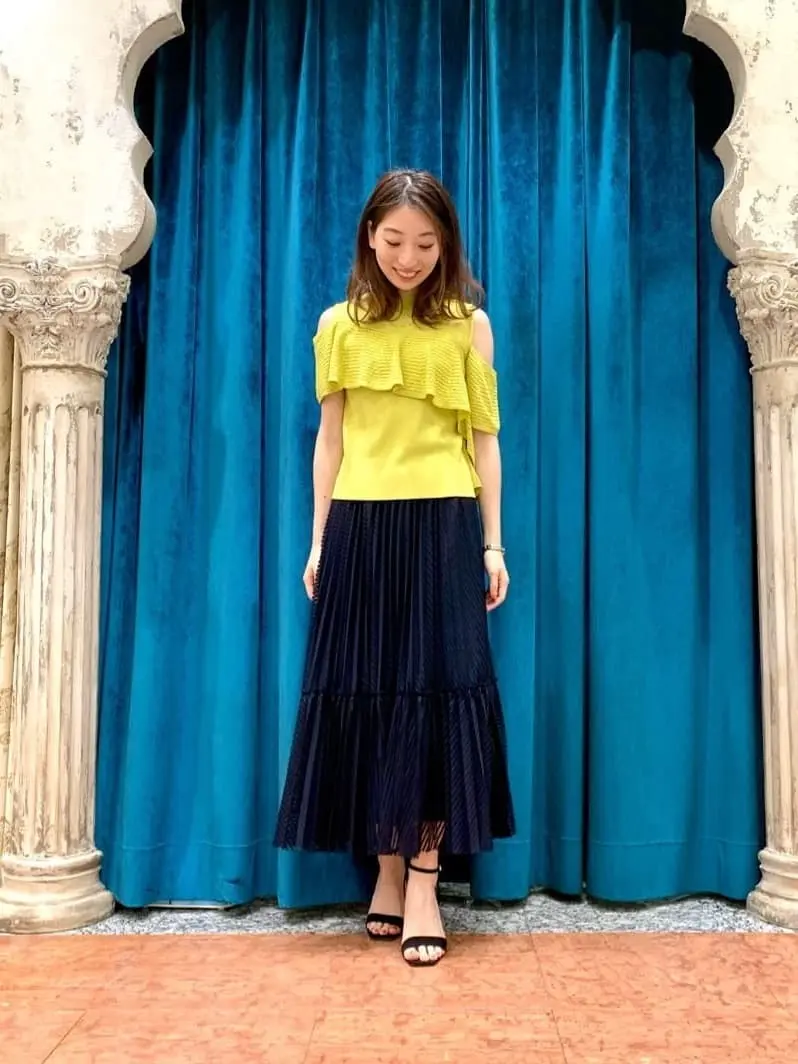 GRACE CONTINENTAL The Banquet eri コーディネート画像