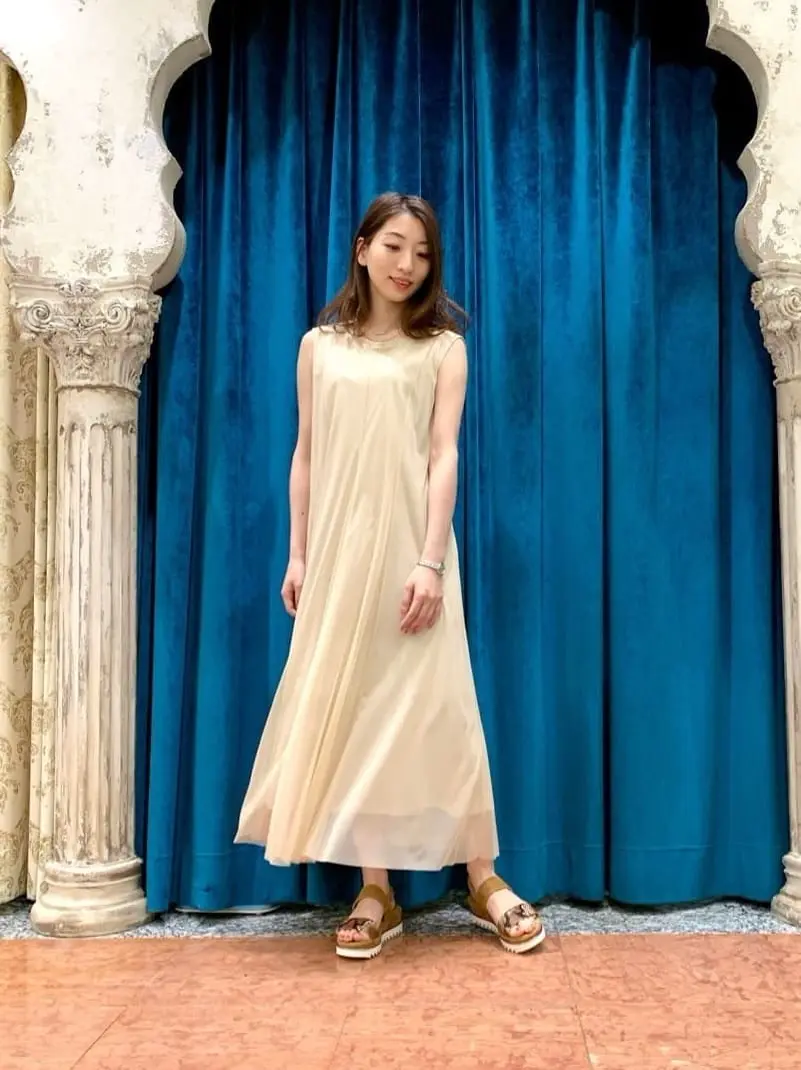 GRACE CONTINENTAL The Banquet eri コーディネート画像