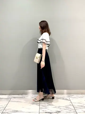 GRACE CONTINENTAL The Banquet eri コーディネート画像