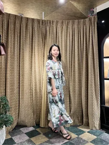 GRACE CONTINENTAL The Banquet yuri コーディネート画像