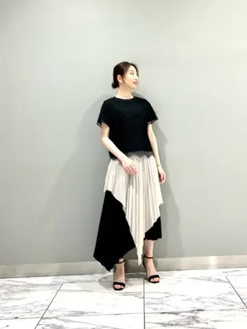 GRACE CONTINENTAL The Banquet eri コーディネート画像