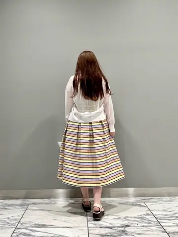 GRACE CONTINENTAL The Banquet 中根　里帆 コーディネート画像