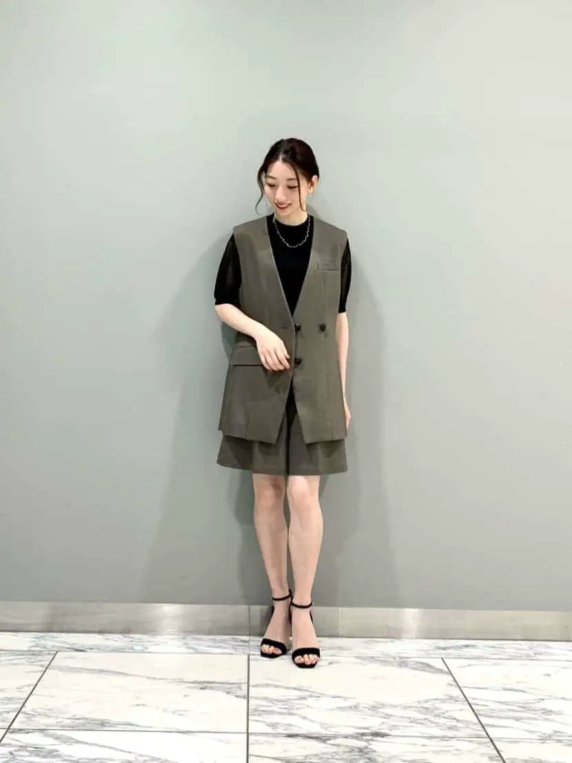 GRACE CONTINENTAL The Banquet eri コーディネート画像