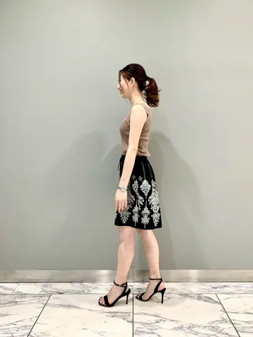 GRACE CONTINENTAL The Banquet eri コーディネート画像