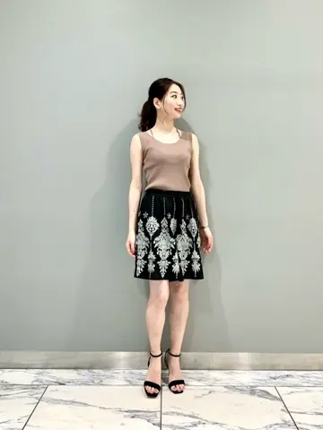 GRACE CONTINENTAL The Banquet eri コーディネート画像