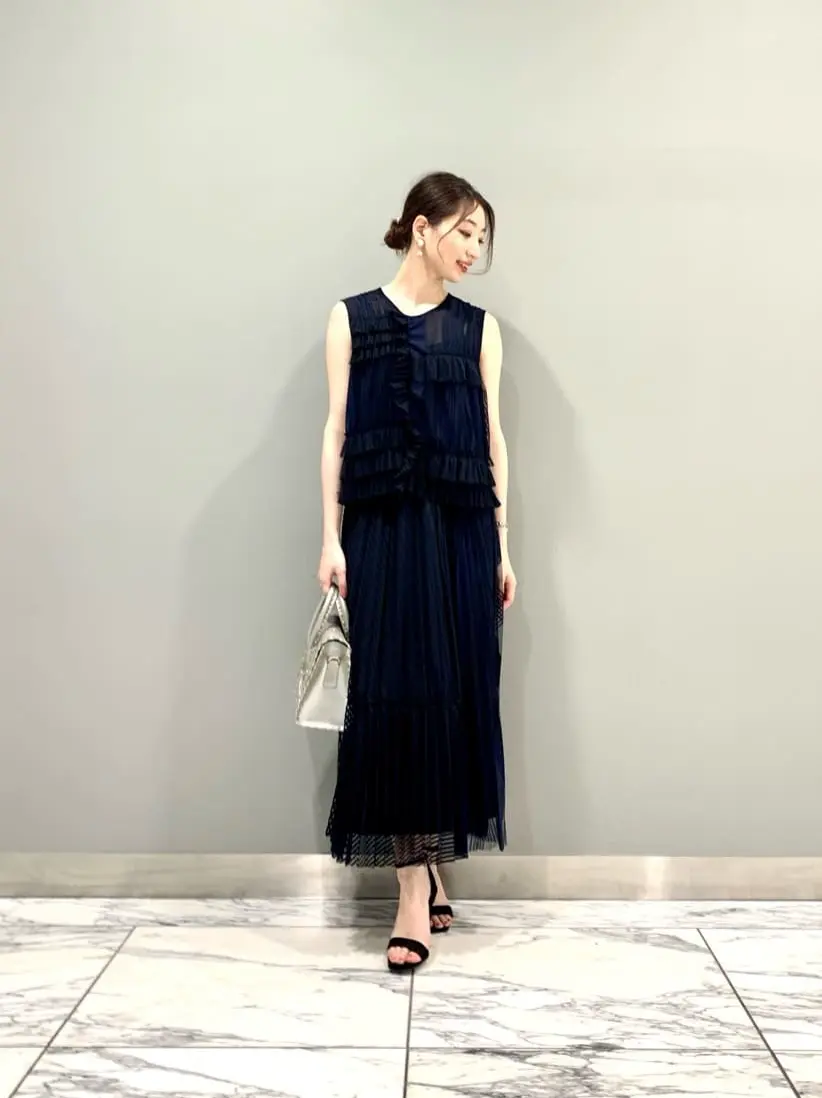 GRACE CONTINENTAL The Banquet eri コーディネート画像