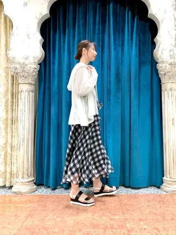 GRACE CONTINENTAL The Banquet eri コーディネート画像