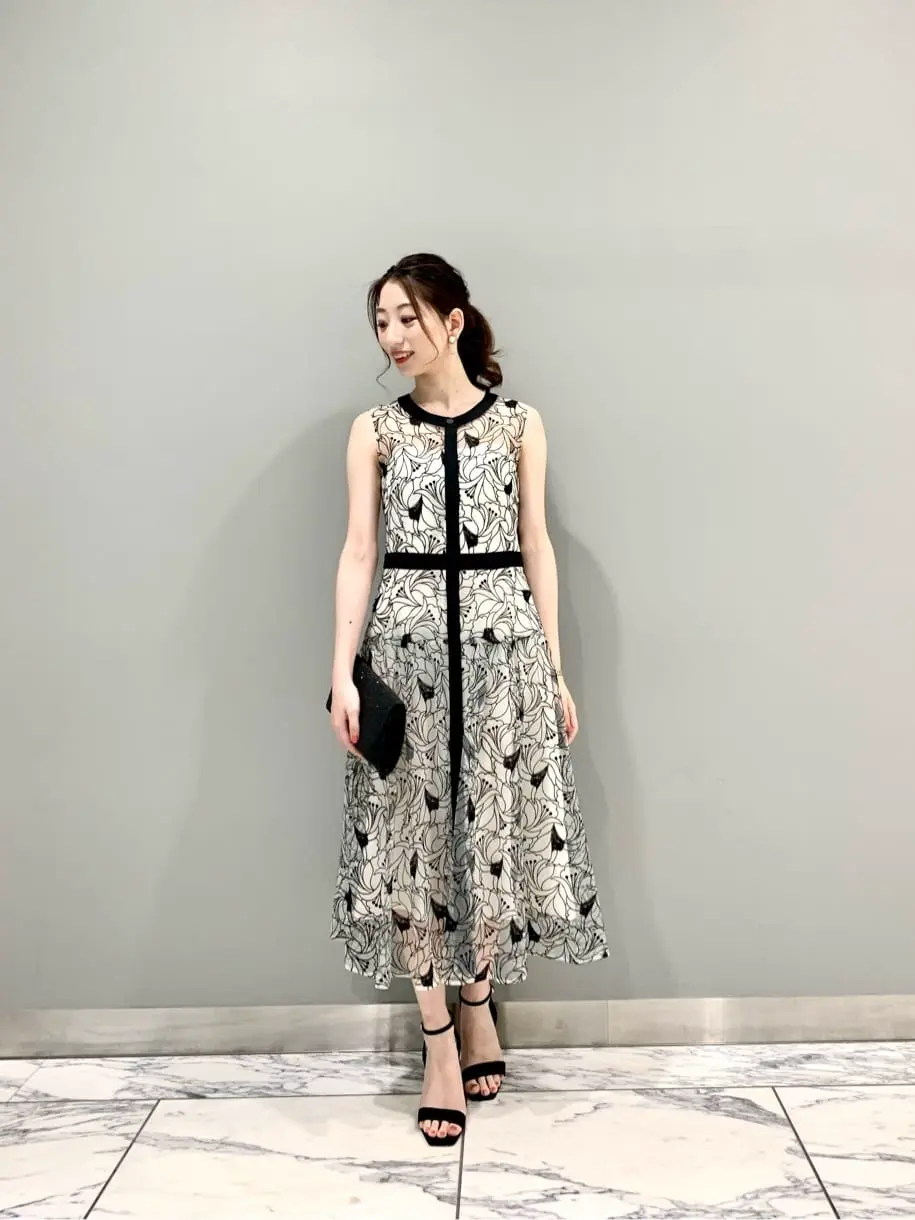 GRACE CONTINENTAL The Banquet eri コーディネート画像