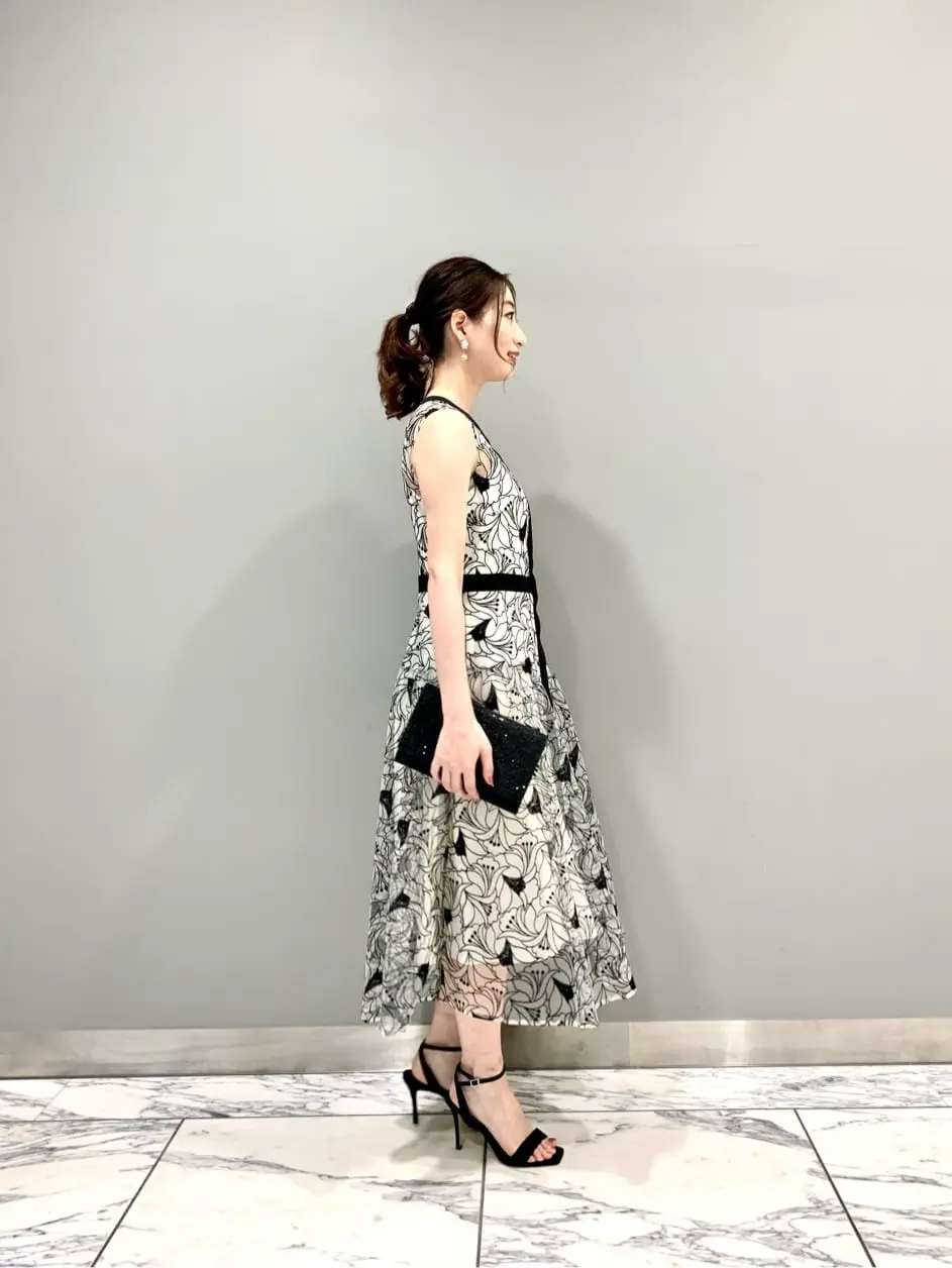 GRACE CONTINENTAL The Banquet eri コーディネート画像