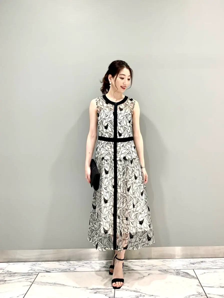 GRACE CONTINENTAL The Banquet eri コーディネート画像