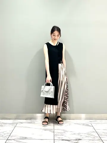 GRACE CONTINENTAL The Banquet eri コーディネート画像