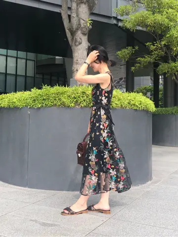 GRACE CONTINENTAL The Banquet 尾田亜沙美 コーディネート画像