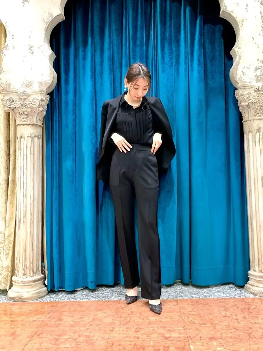 GRACE CONTINENTAL The Banquet eri コーディネート画像